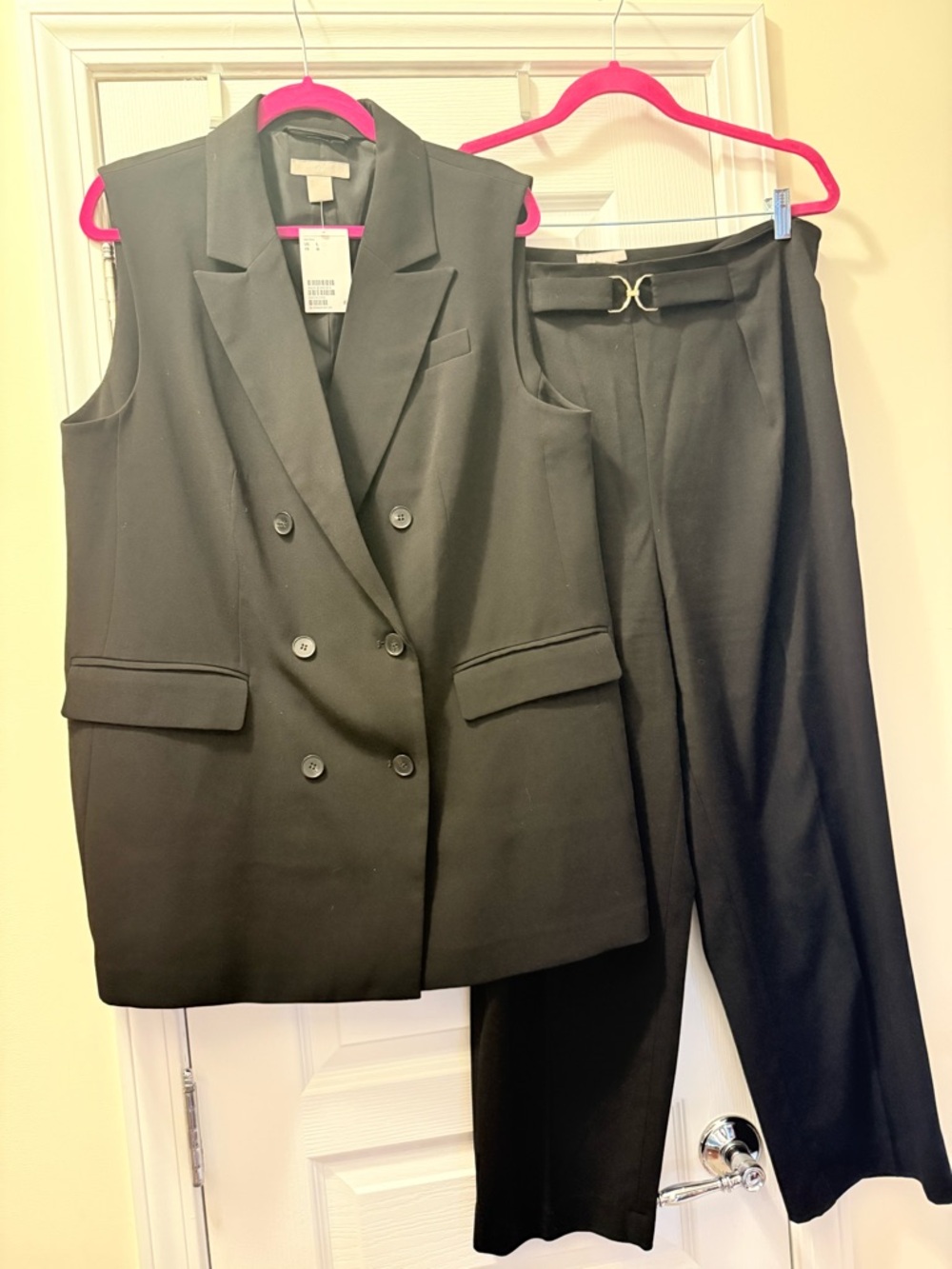 H&M Black Trousers ONLY
